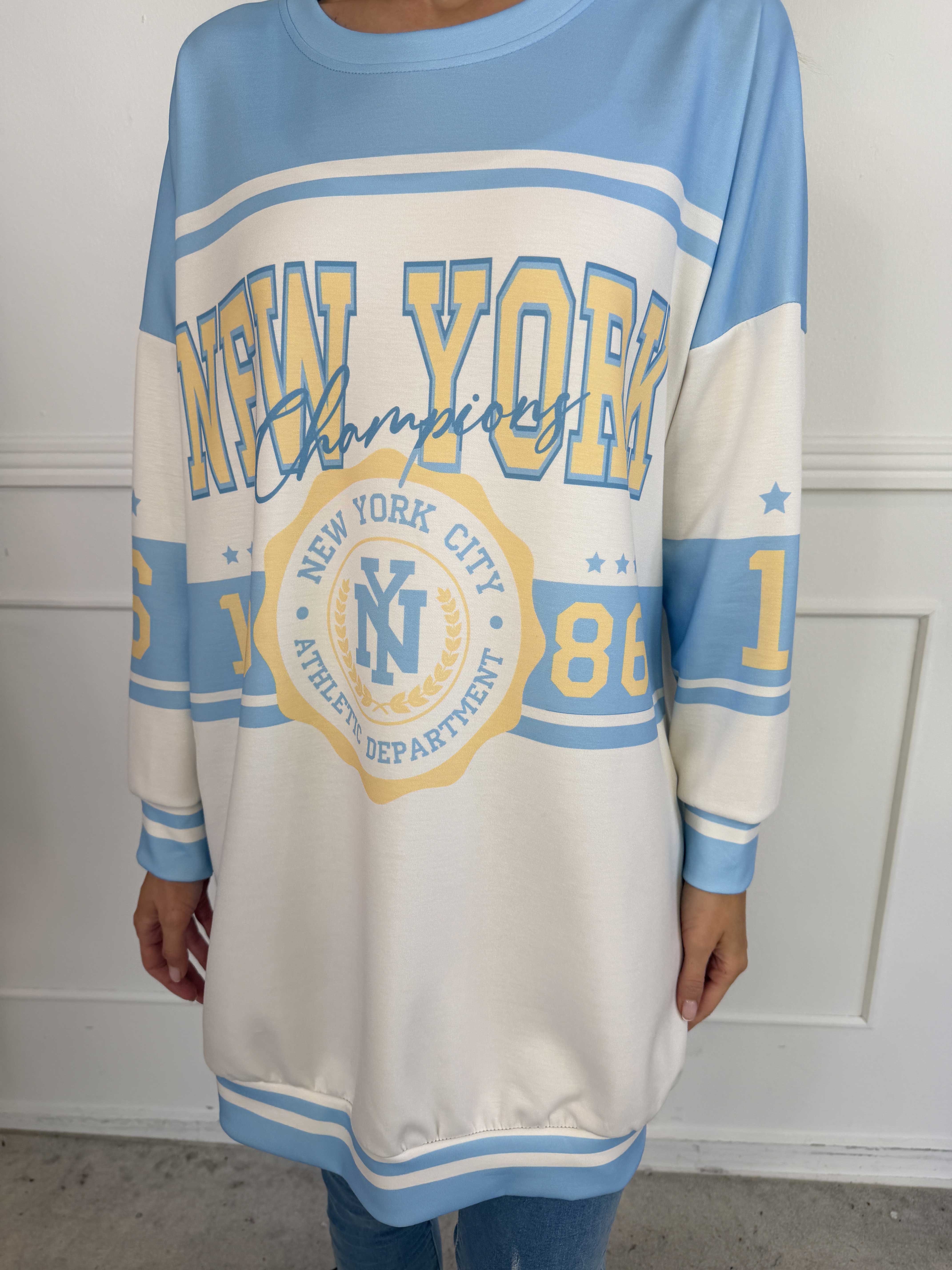 Rosaria - Joggingkjole med New York stående på brystet